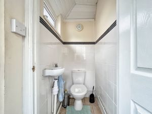 Photo 24- click for photo gallery